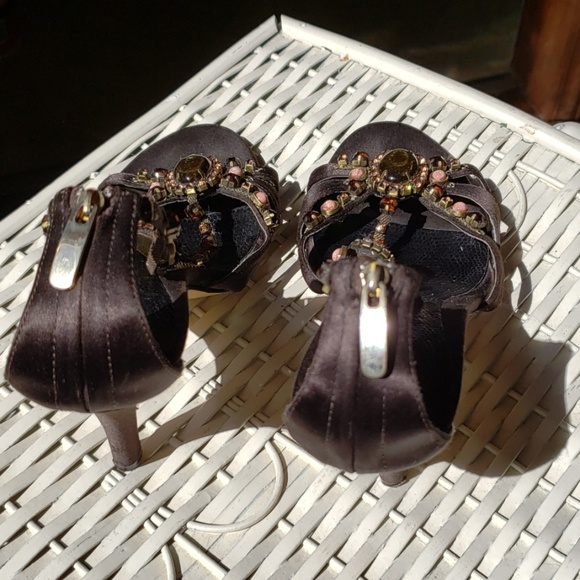 Jeweled Heels size 6 - Picture 5 of 8